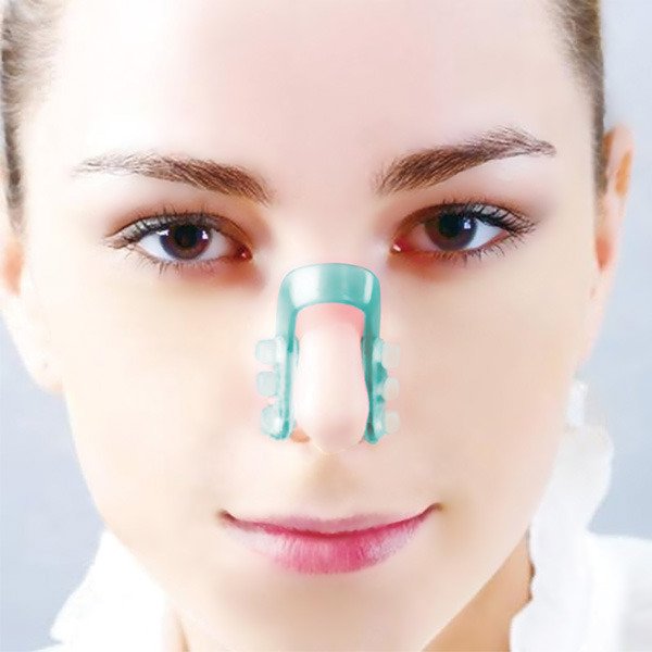Hiểm họa khôn lường từ cách làm mũi cao bằng kẹp nâng mũi 2