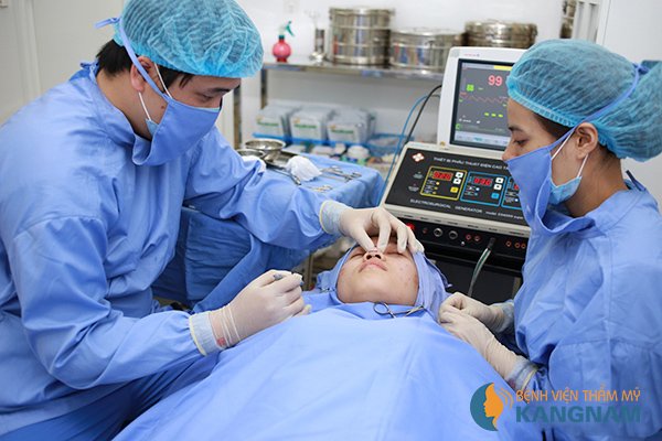 Phẫu thuật làm nhỏ mũi cần tiến hành theo quy trình đạt chuẩn, an toàn co nen lam mui nho khong